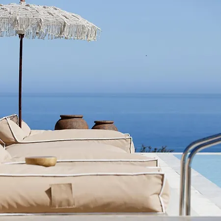 Villa Casa Tequiero, An Ethereal Seaview Retreat *